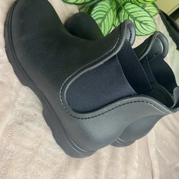 Croocs Dylan Chelsea Boots Womens Crocs Size 10 - Picture 4 of 7